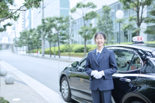 日本交通株式会社 豊中営業所