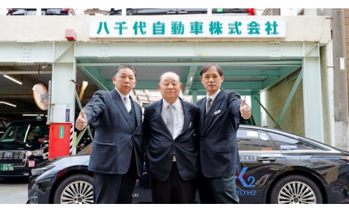 八千代自動車株式会社　本社営業所